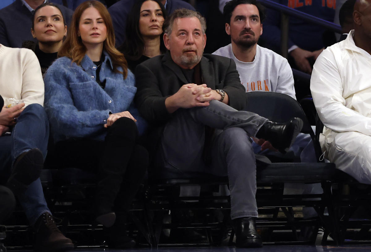 While Knicks owner James Dolan looks out for his own interests, the rest of the NBA carries on