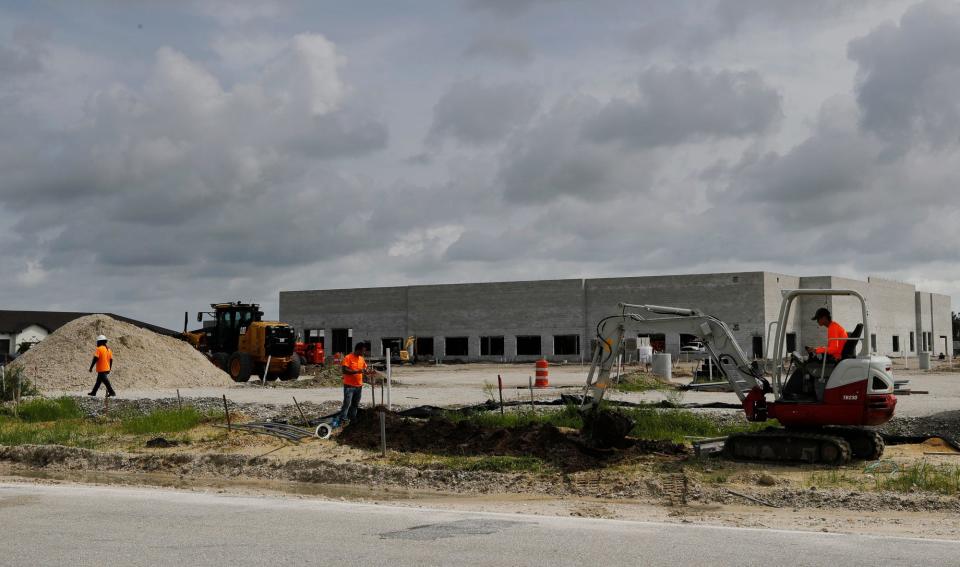 The construction of a new Farmer Joe's Fresh Market is underway at 1401 SW Pine Island Rd. in Cape Coral, Tuesday, August 31, 2021. 