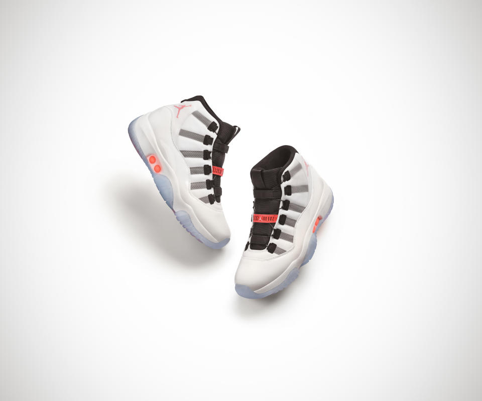 Air Jordan XI Adapt