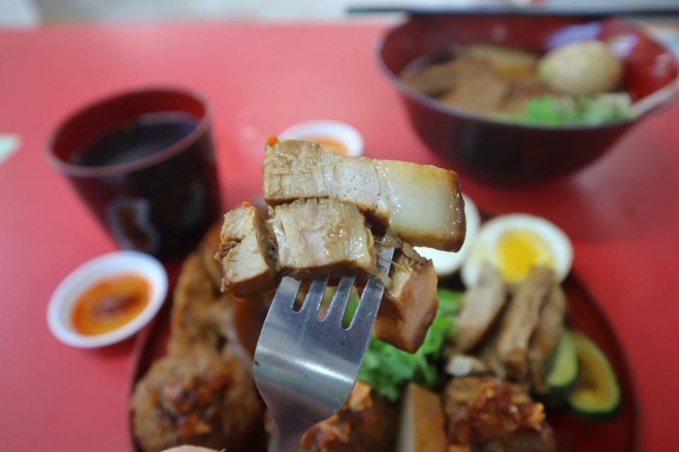 jin ji teochew braised duck - pork belly