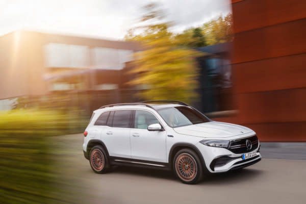 Das Grunddesign des Familien-SUV GLB wurde beim EQB beibehalten.