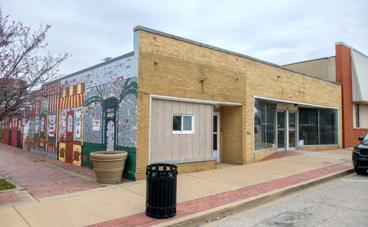 Gary and Crista Flynn have plans to renovate a pair of long-vacant buildings at 525 and 527 Court Street in downtown Pekin for business rental.