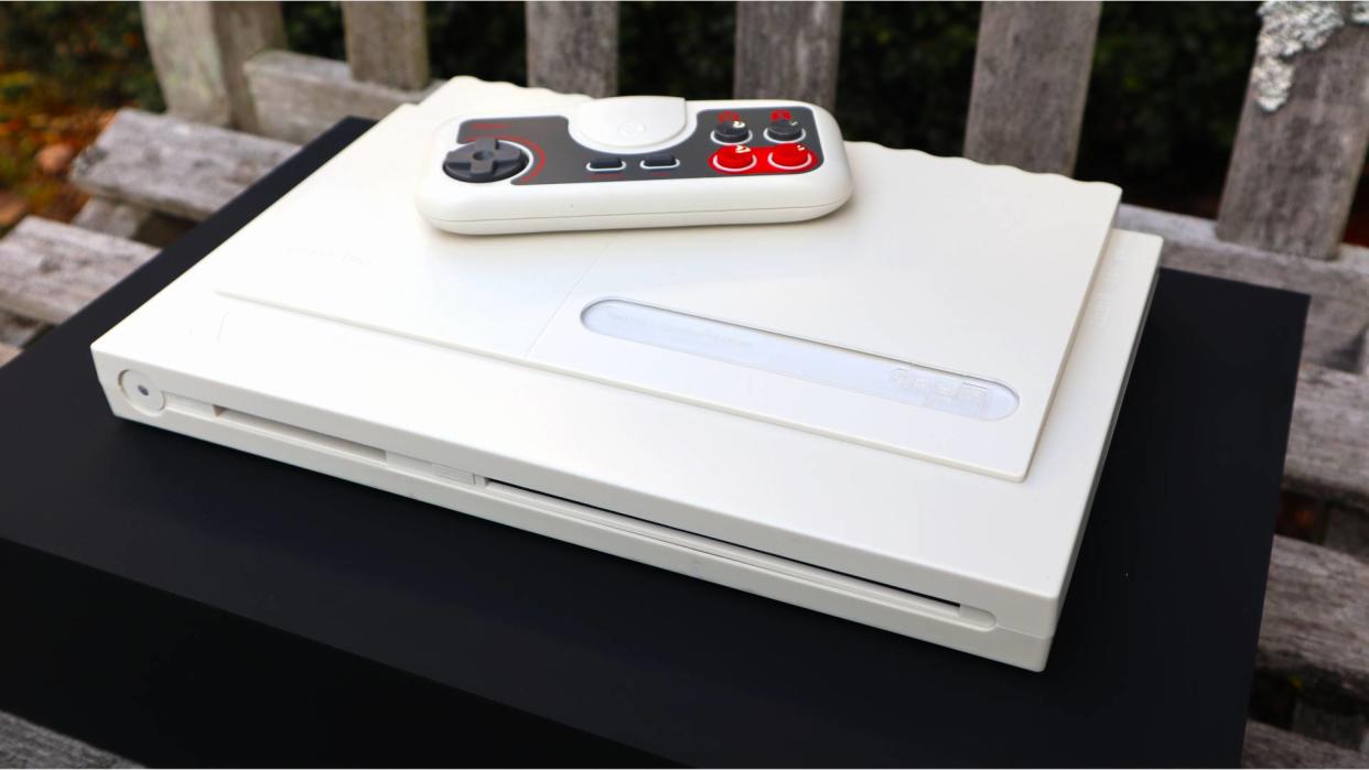  Analogue Duo console with controller. 