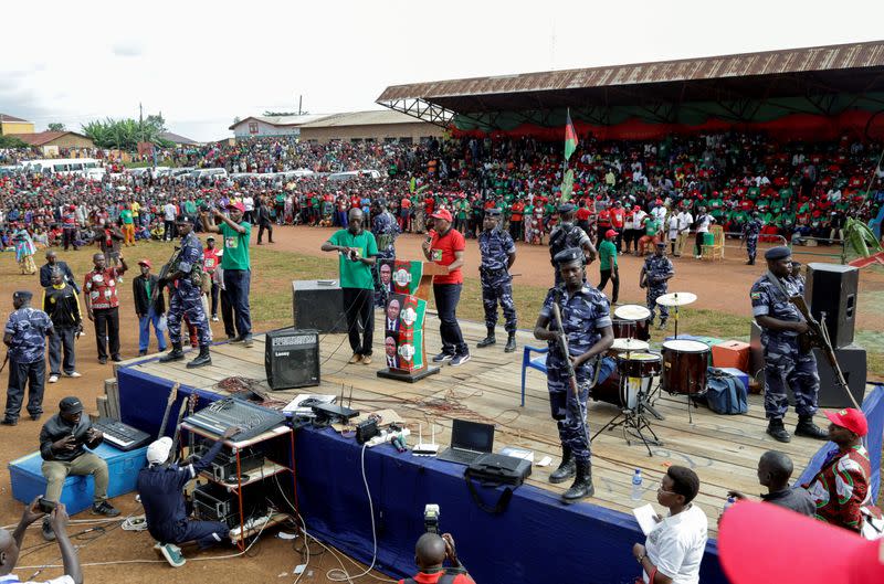 FILE PHOTO: Burundi's opposition National Freedom Council (CNL), presidential candidate Agathon Rwasa addresses supporters during a campaign rally in Ngozi province