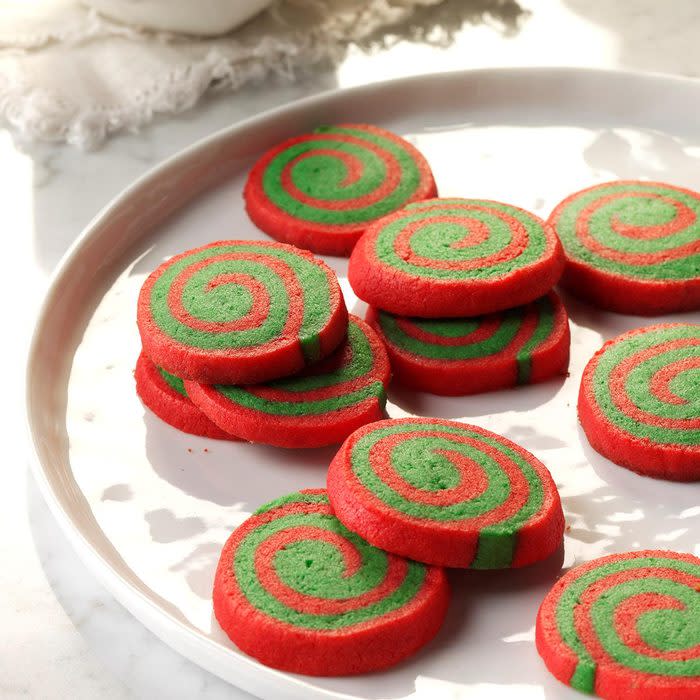 Red Green Pinwheels Exps Thn16 134857 C06 22 4b 7