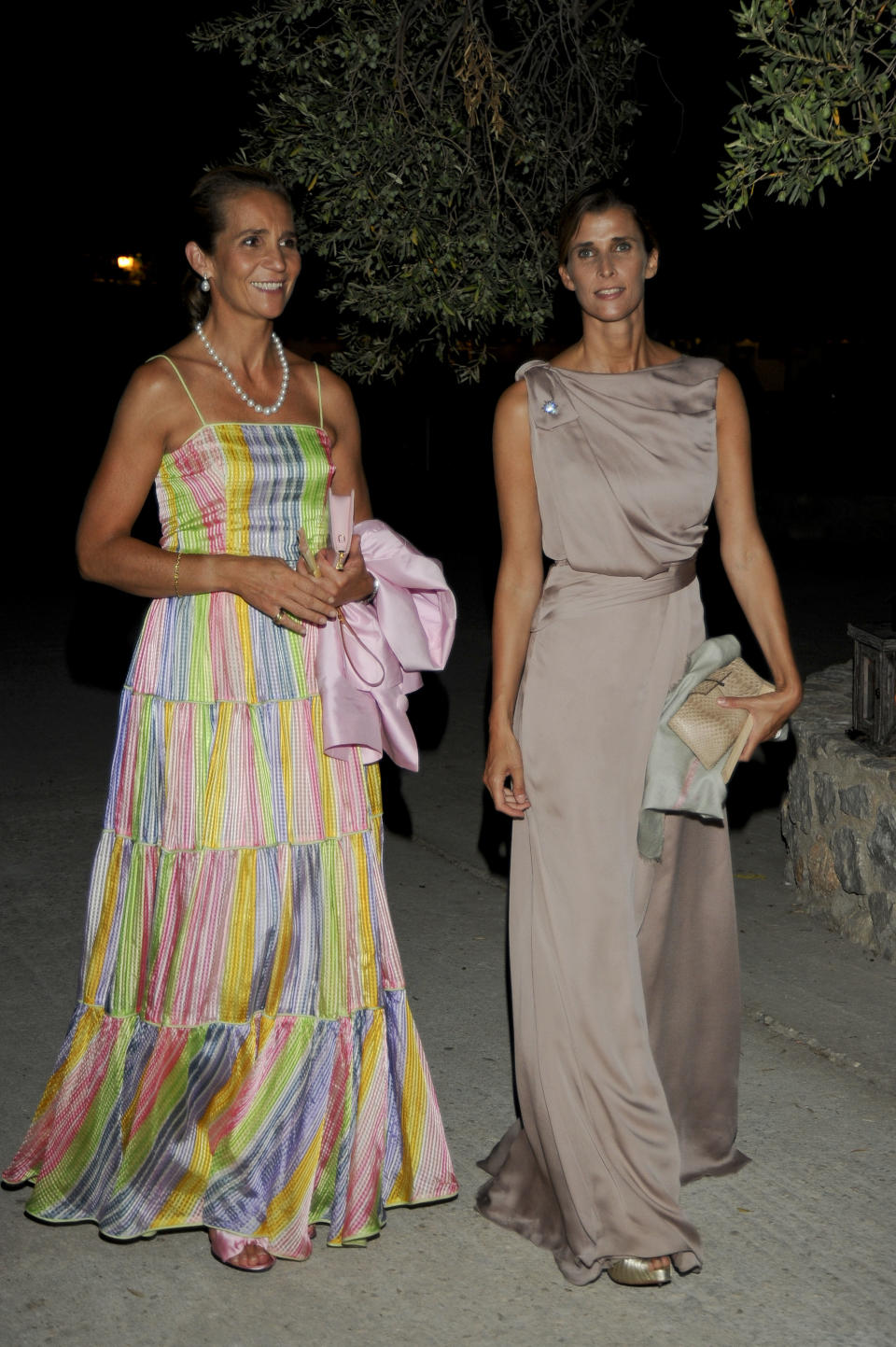 La infanta Elena y Rosario Nadal en la boda de Nicolás de Grecia y Tatiana Blatnik en 2010. (Photo by Europa Press/Europa Press via Getty Images)