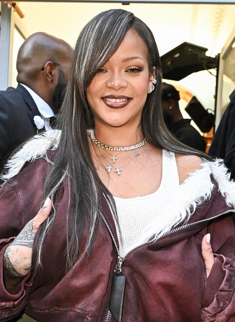 <h1 class="title">Rihanna</h1><cite class="credit">Getty Images</cite>