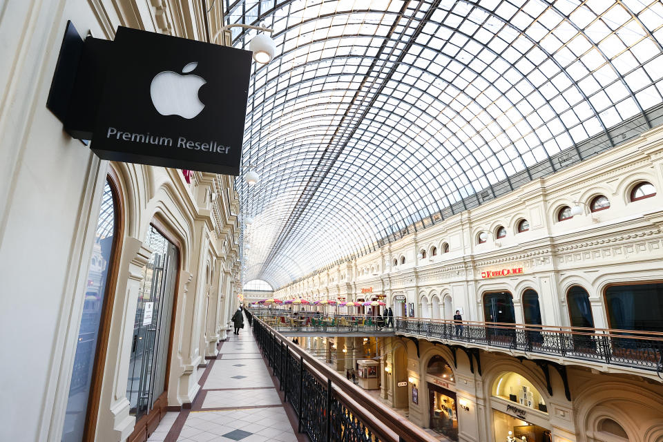 MOSCOW, RUSSIA - MARCH 2, 2022: A re:Store shop at the GUM department store. As of March 2, all re:Store shops in Moscow have been closed as Apple halts all product sales in Russia. Artyom Geodakyan/TASS (Photo by Artyom Geodakyan\TASS via Getty Images)