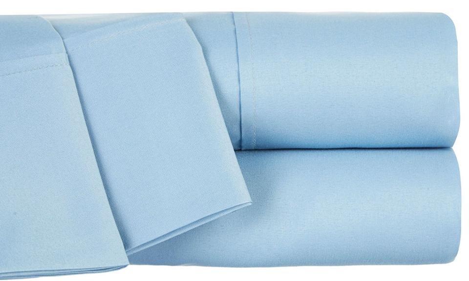 These <a href="https://jet.com/search?term=Sealy%20Posturepedic%20Temperature%20Balancing%20Sheets" target="_blank">affordable temperature balancing sheets from Sealy</a>&nbsp;offer patented technology that adjusts continuously to your body temperature so you are never too hot or too cold.