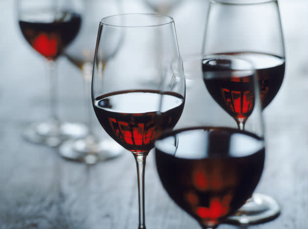 <b>Drink Red Wine:</b> Red wine is made from skin of grapes which contains resveratrol and other phytochemicals that have antioxidant and anti inflammatory properties. Researches show that a glass of wine a day can prevent a wide range of cancers like leukaemia, skin as well as breast cancer.