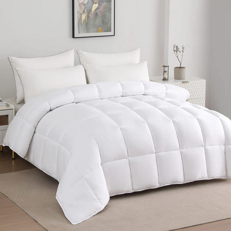 <p><a href="https://go.redirectingat.com?id=74968X1596630&url=https%3A%2F%2Fwww.walmart.com%2Fip%2FSerwall-Luxury-Solid-Down-Alternative-Machine-Washable-White-Comforters-Queen%2F574162975&sref=https%3A%2F%2Fwww.goodhousekeeping.com%2Flife%2Fmoney%2Fg60188845%2Fbest-walmart-deals-march-2024%2F" rel="nofollow noopener" target="_blank" data-ylk="slk:Shop Now;elm:context_link;itc:0;sec:content-canvas" class="link ">Shop Now</a></p><p>Down Alternative Comforter</p><p>walmart.com</p><p>$24.49</p>