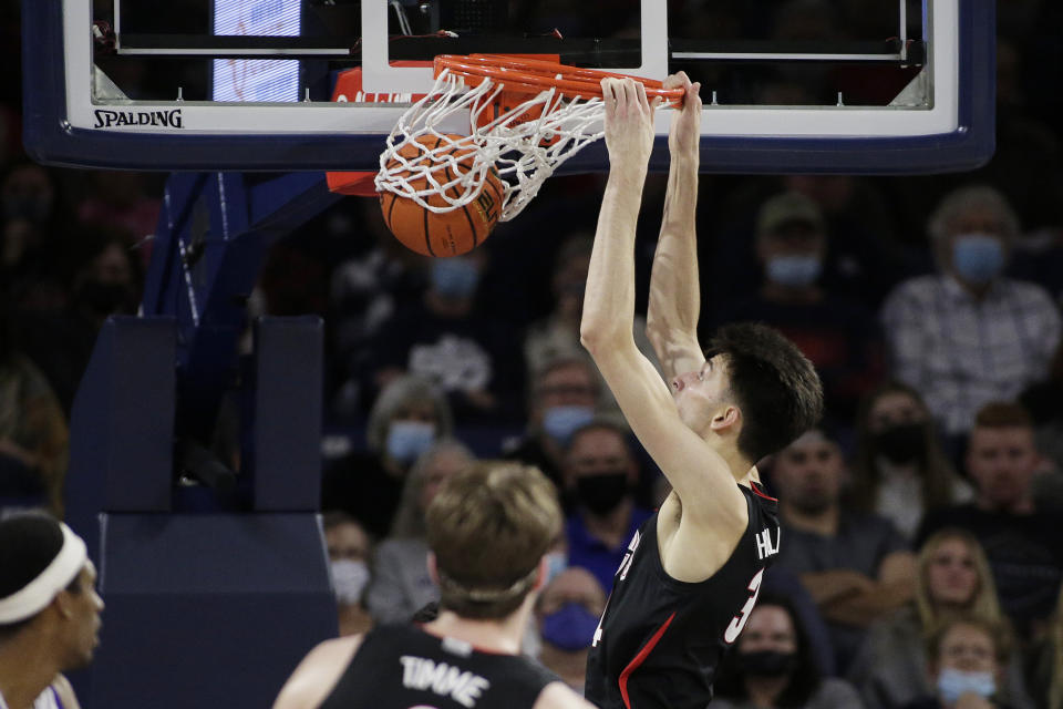 Gonzaga center Chet Holmgren dunks during the first half of the team's NCAA college basketball game against Alcorn State, Monday, Nov. 15, 2021, in Spokane, Wash. (AP Photo/Young Kwak)