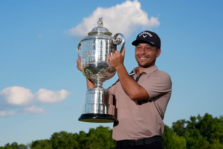 Xander Schauffele tambióen había ganado el PGA en el Valhalla Golf Club en mayo