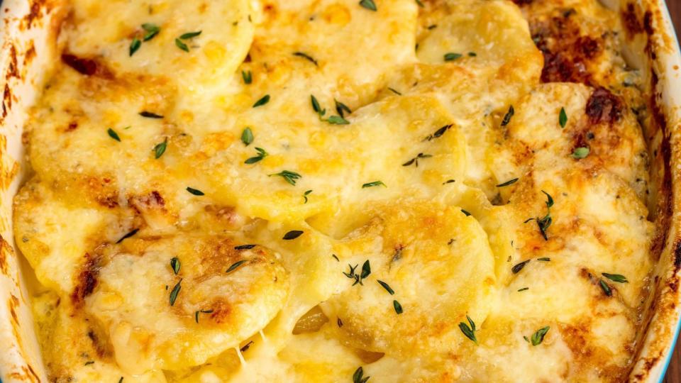 potatoes au gratin delishcom