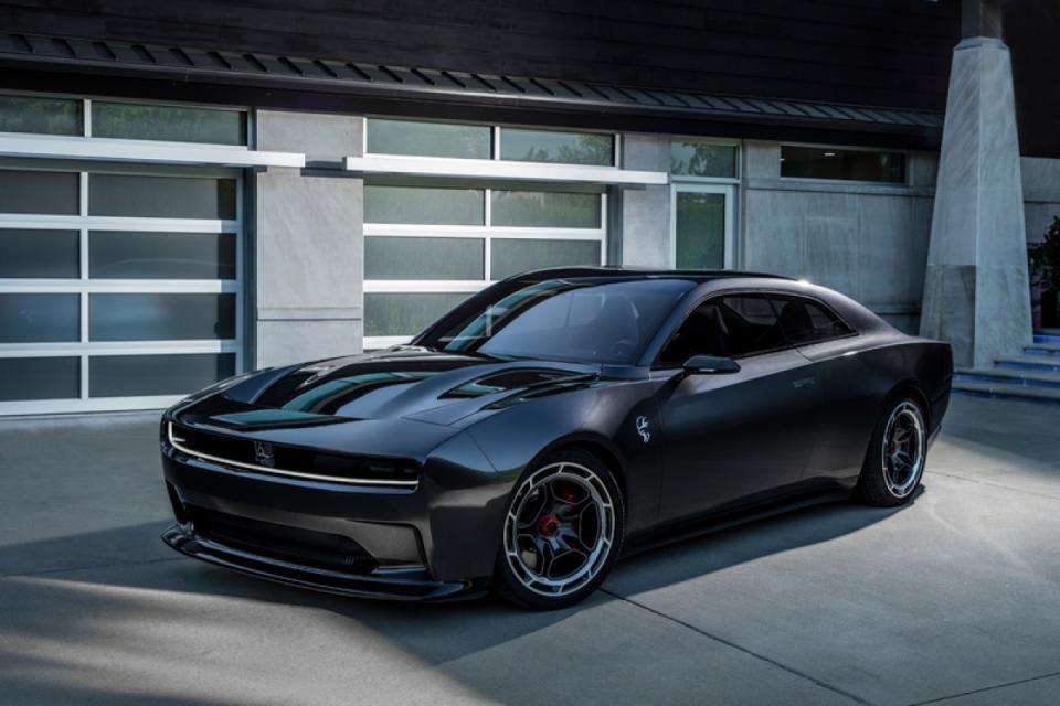 Dodge在2022年的Speed Week活動中帶來Charger Daytona SRT概念車。