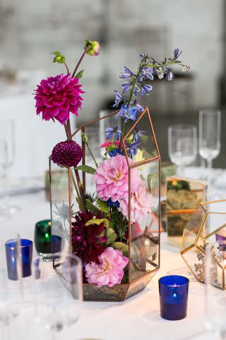 <p>Photo by Prema Photographic Photography Florals by <a href="https://www.mimosafloral.com/" data-component="link" data-source="inlineLink" data-type="externalLink" data-ordinal="1" rel="nofollow">Mimosa Floral</a></p>