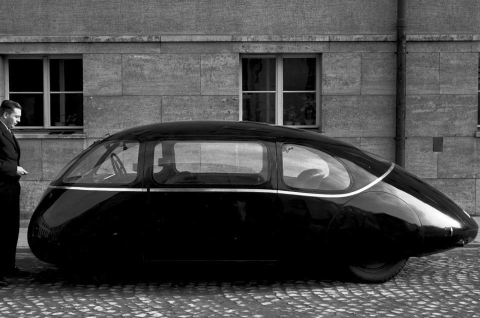 <p>While it looks like something Area 51 would take interest in, the <em>Schlörwagen</em> was the vision of Aerodynamic Research Insitute engineer <strong>Karl Schlor</strong>. One functioning car was made, which used a Mercedes 170H chassis. The aluminium bodywork was built by the Ludewig Brothers who were also known for their bizarre Opel Blitz-based ‘Aero’ bus of 1938.</p><p>The <em>Schlörwagen</em> had a drag coefficient of just 0.186 in its working form and achieved a top speed of 84mph, which was slightly faster than the 170H. It was revealed to the public at the Berlin Motor Show, sadly labelled as ugly by the public and later shelved due to the Second World War.</p>