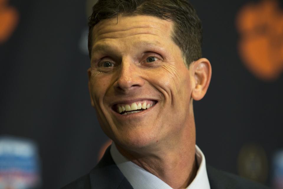 Clemson defensive coordinator Brent Venables is nearing a deal to take over as OU football coach.