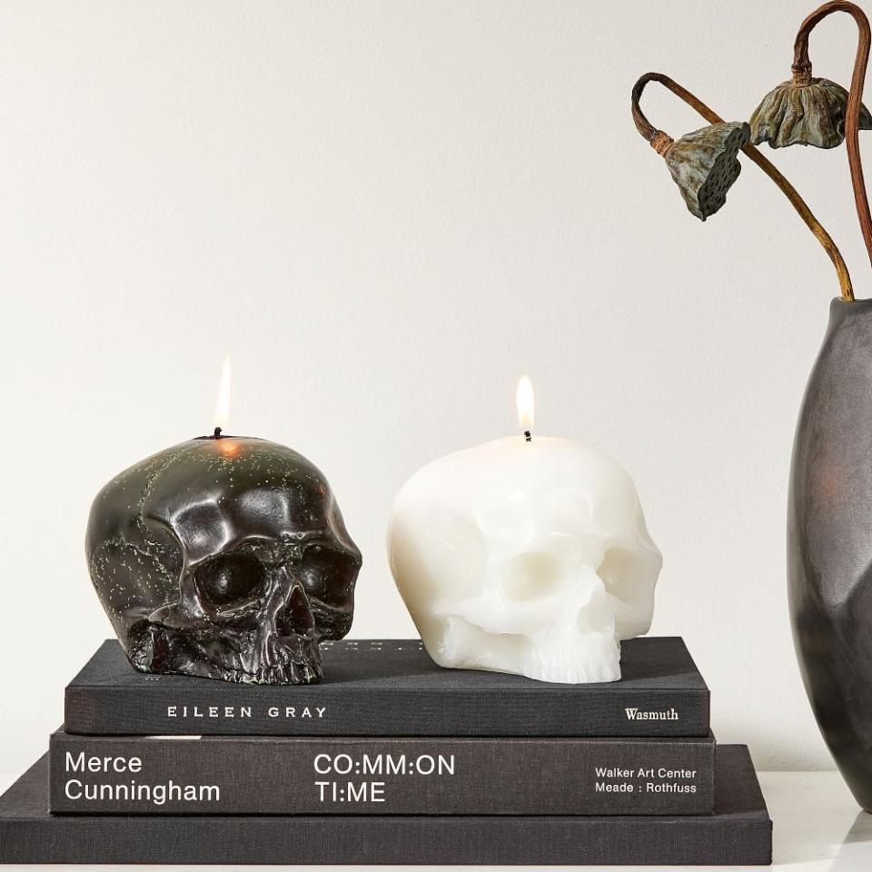 23) Molded Skull Candles