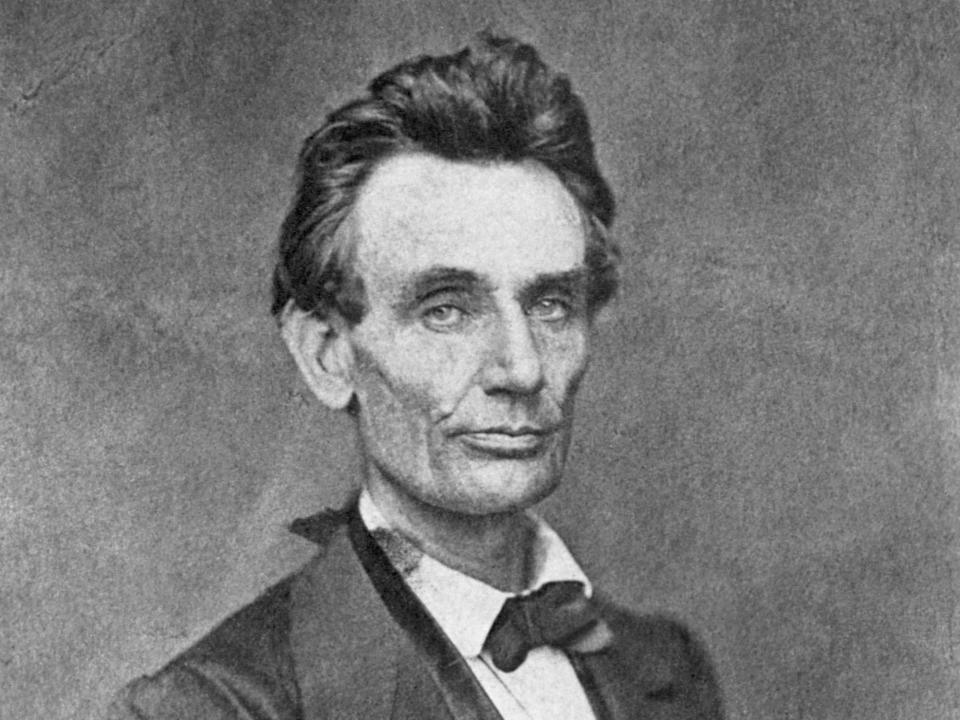 A portrait of a younger Abraham Lincoln, when he did not have a beard.