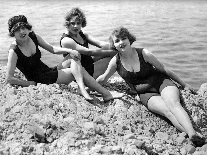 1920s swimsuit
