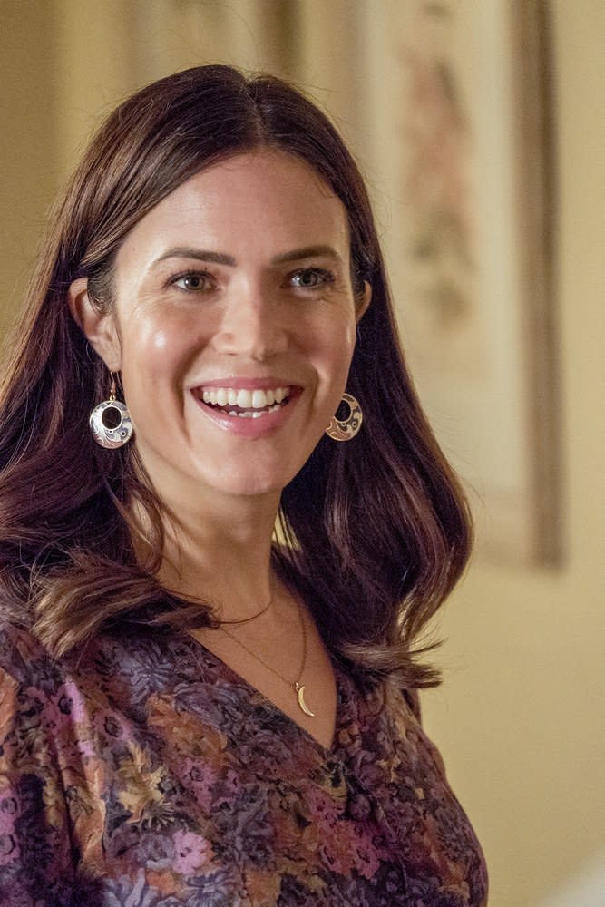 Tonight's 'This Is Us' episode raised a lot of questions: What's in store for pregnant Kate? Is Toby OK? Is Beth? We talked to an executive producer.