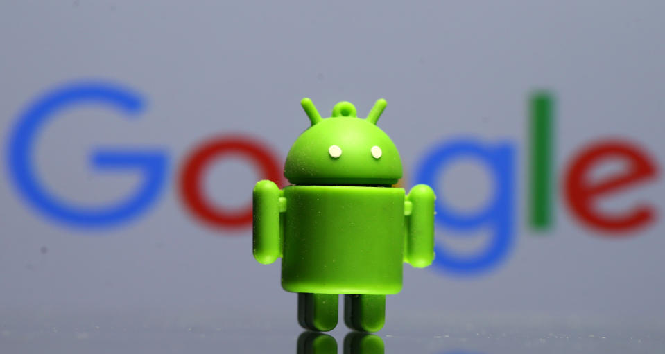 A 3D printed Android mascot Bugdroid is seen in front of a Google logo in this illustration taken July 9, 2017. Picture taken July 9, 2017.  REUTERS/Dado Ruvic/Illustration