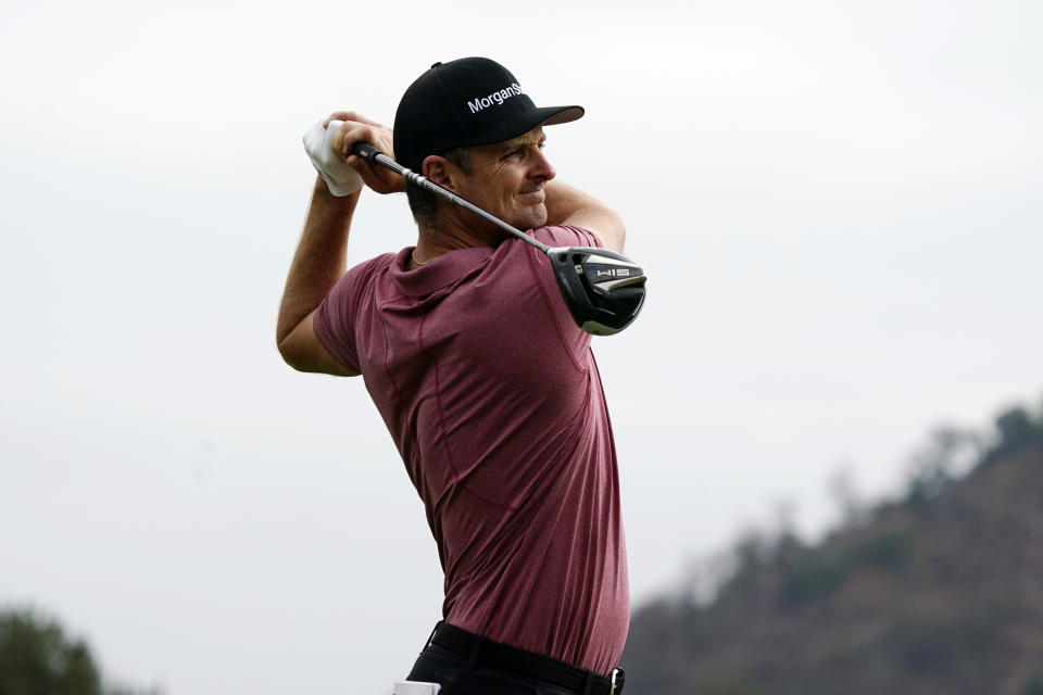 Justin Rose hits from the tenth tee during the first round of the Zozo Championship golf tournament Thursday, Oct. 22, 2020, in Thousand Oaks, Calif. (AP Photo/Marcio Jose Sanchez)