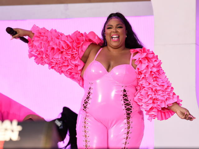 Lizzo's Spectacular 2022 • Music Daily