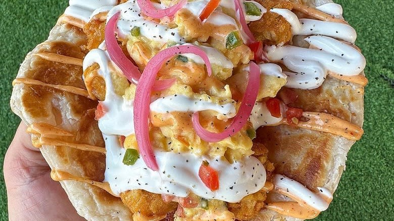 eggs taco with toppings