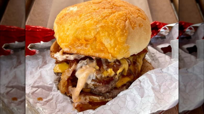 Wendy's special cheeseburger