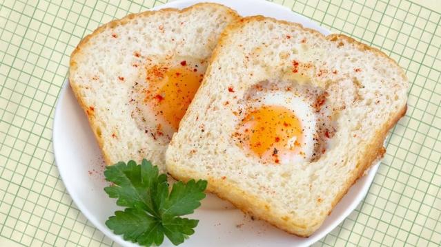 Egg-in-a-Hole Recipe, Ree Drummond