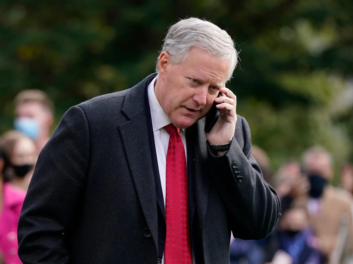 An advisor to the January 6 committee said Mark Meadows' texts provide 'irrefuta..