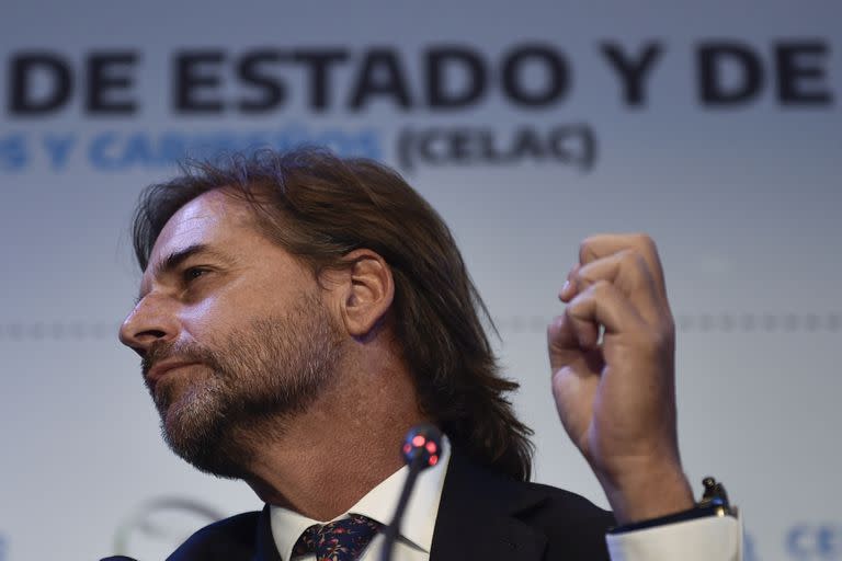 Luis Lacalle Pou, en la cumbre de la Celac, en Buenos Aires. (AP/Gustavo Garello)