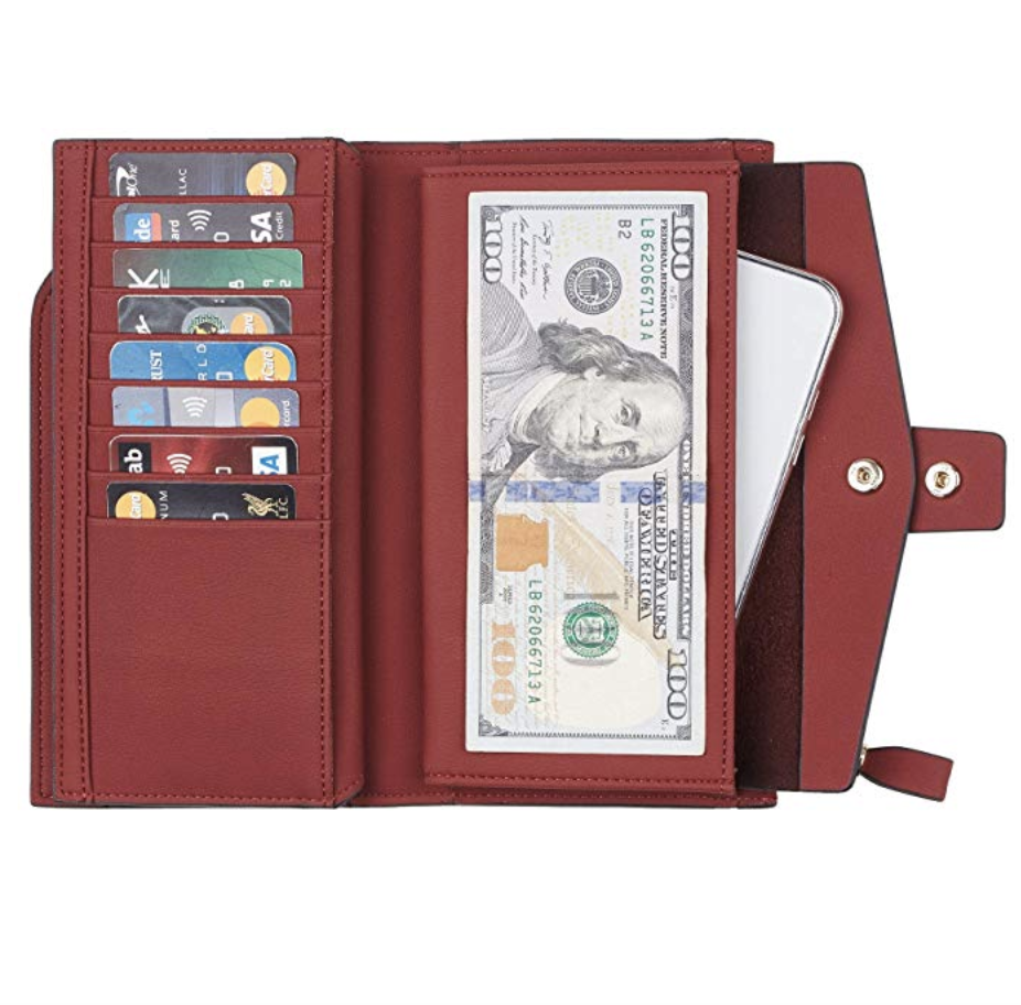 Room for your Benjamins, your cards—even your phone! (Photo: Amazon)