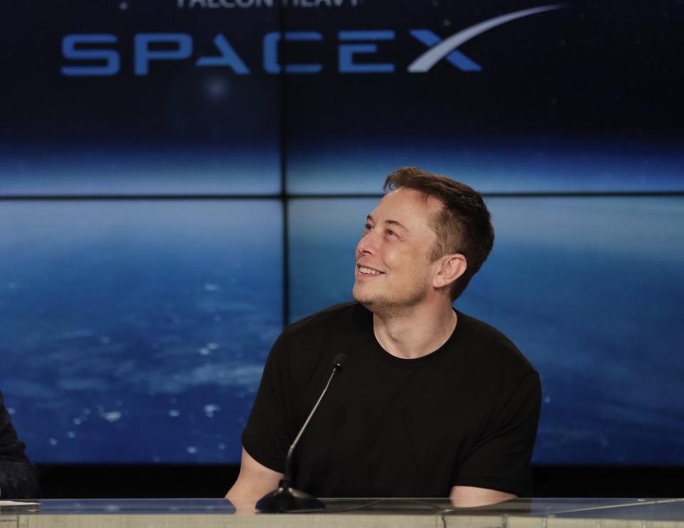 <p>9) Elon Musk (SpaceX, Tesla). L’imprenditore più eccentrico in circolazione, è abile nel marketing ma molti si chiedono se abbia i soldi per raggiungere i suoi obiettivi. (AP) </p>
