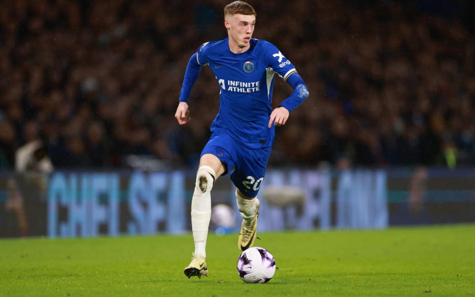 Cole Palmer on the ball for Chelsea at Stamford Bridge