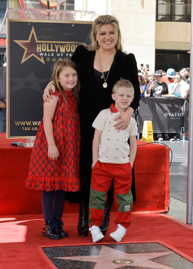 River Rose Blackstock, Kelly Clarkson and Remington Alexander Blackstock attend the Hollywood Walk Of Fame Star Ceremony on Sept. 19 in Los Angeles. (Photo: Kevin Winter via Getty Images)