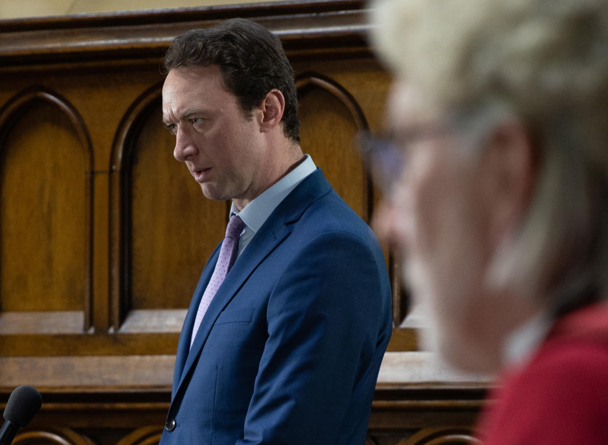 FROM ITV

STRICT EMBARGO
Print media - No Use Before Tuesday 5th April 2022
Online Media - No Use Before 0700hrs Tuesday 5th April 2022

Emmerdale - Ep 9334

Monday 11th April 2022

Liam Cavanagh [JONNY McPHERSON] is finally ready to testify but is thrown off-guard by Meenaâ€™s faux - meekness. The jury appears sympathetic to Liamâ€™s devastation as he fights tears on the stand but as the defence begin their onslaught of accusations, Liamâ€™s blindsided when heâ€™s accused of conducting an affair with Meena. Aggravated by her feigned vulnerability, Liamâ€™s rage gets the better of him, he lashes out at Meena. 

Picture contact - David.crook@itv.com

Photographer - Mark Bruce

This photograph is (C) ITV Plc and can only be reproduced for editorial purposes directly in connection with the programme or event mentioned above, or ITV plc. Once made available by ITV plc Picture Desk, this photograph can be reproduced once only up until the transmission [TX] date and no reproduction fee will be charged. Any subsequent usage may incur a fee. This photograph must not be manipulated [excluding basic cropping] in a manner which alters the visual appearance of the person photographed deemed detrimental or inappropriate by ITV plc Picture Desk. This photograph must not be syndicated to any other company, publication or website, or permanently archived, without the express written permission of ITV Picture Desk. Full Terms and conditions are available on  www.itv.com/presscentre/itvpictures/terms