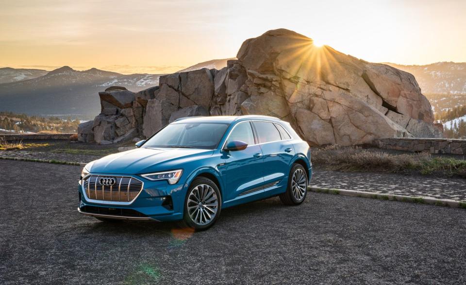 <p>2019 Audi e-tron</p>