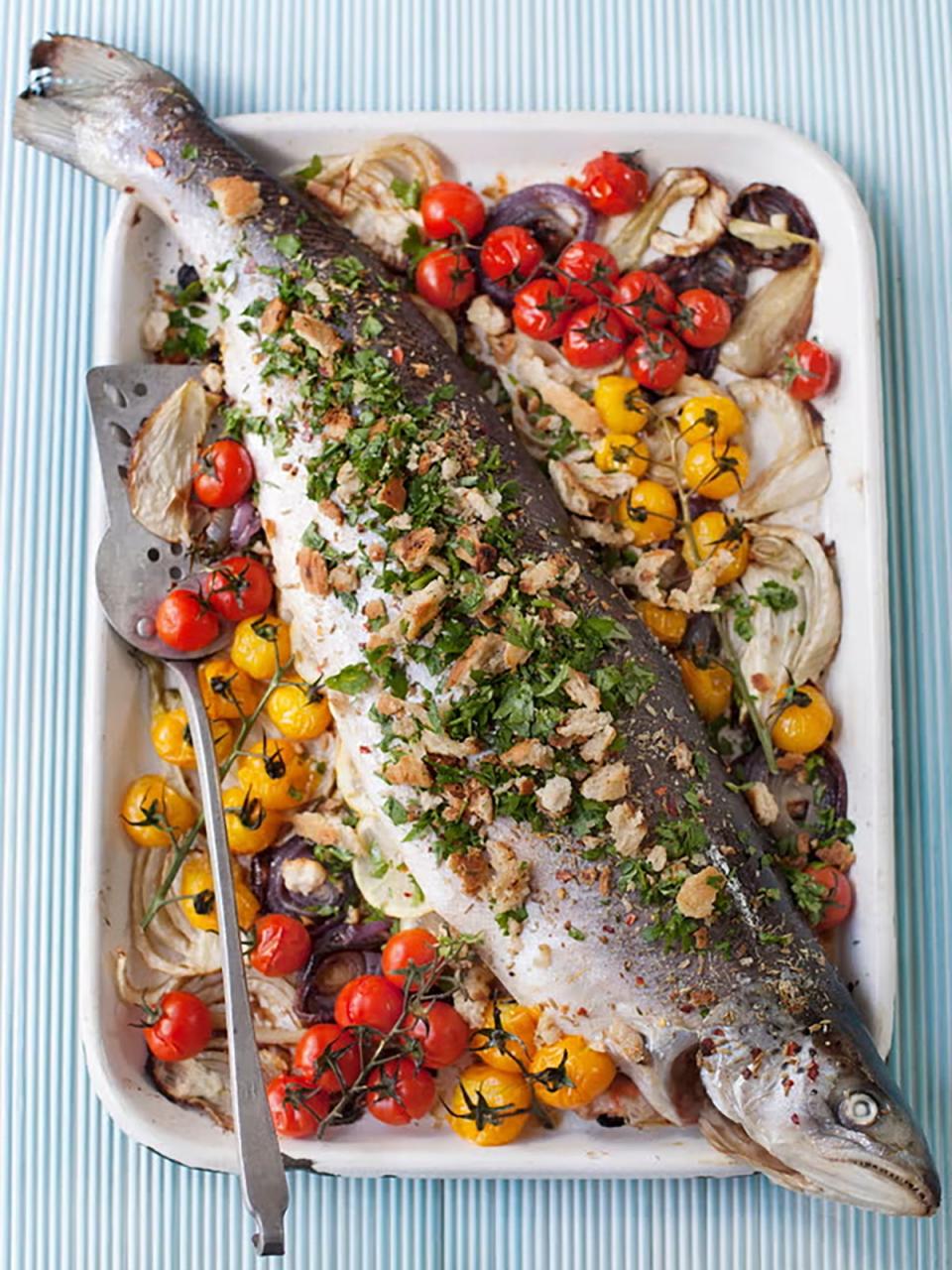 The Mediterranean flavours of tomato and fennel pair beautifully with salmon (Laura Edwards))