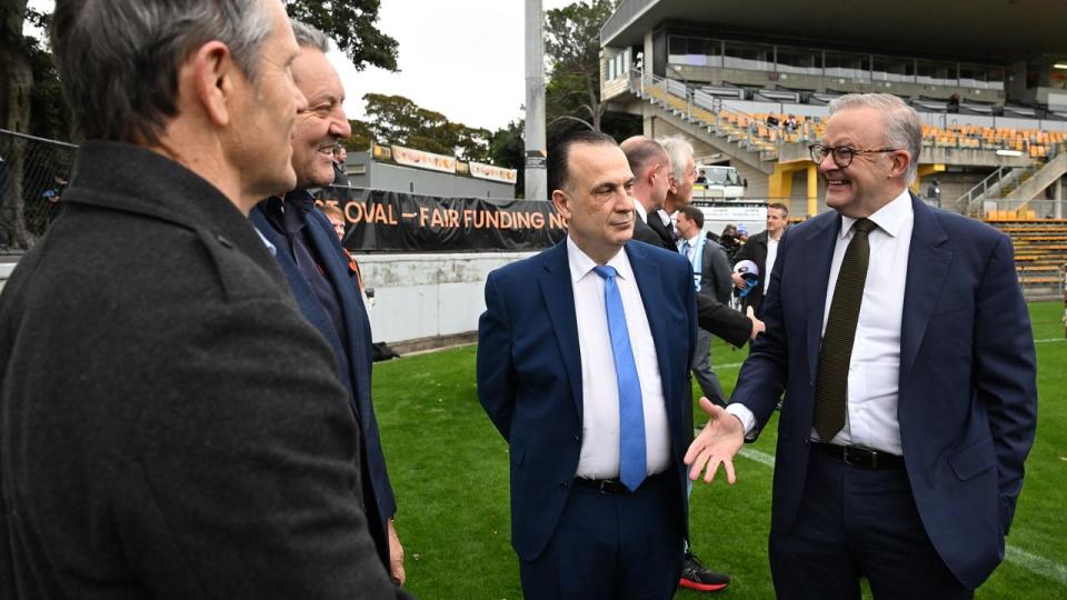 Wayne Pearce, Steve Roach, Peter V'landys and Anthony Albanese.