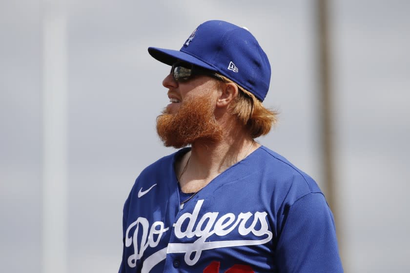 APphoto_Dodgers Reds Spring Baseball