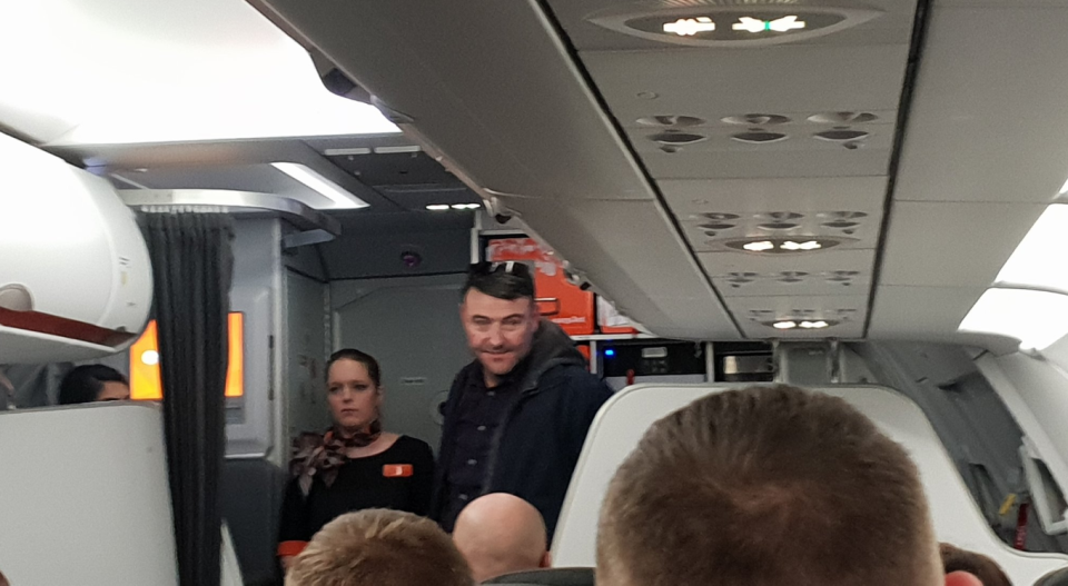 The man was kicked off the flight for allegedly being drunk and aggressive. (Photo: Twitter/Dilligaf1969AC)