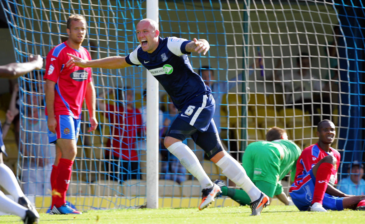 Ryan Cresswell de Southend celebra una anotación. (Foto: Action Images / David Field Livepic)