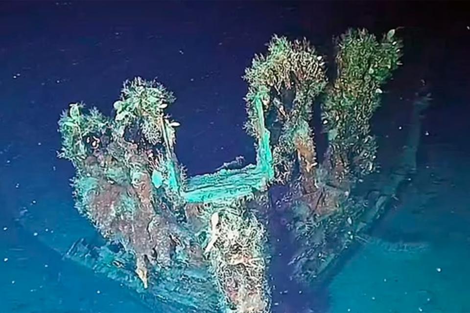 The ship sank along with its treasures which are believed to be worth up to $20billion in today’s money (Colombian Armada)