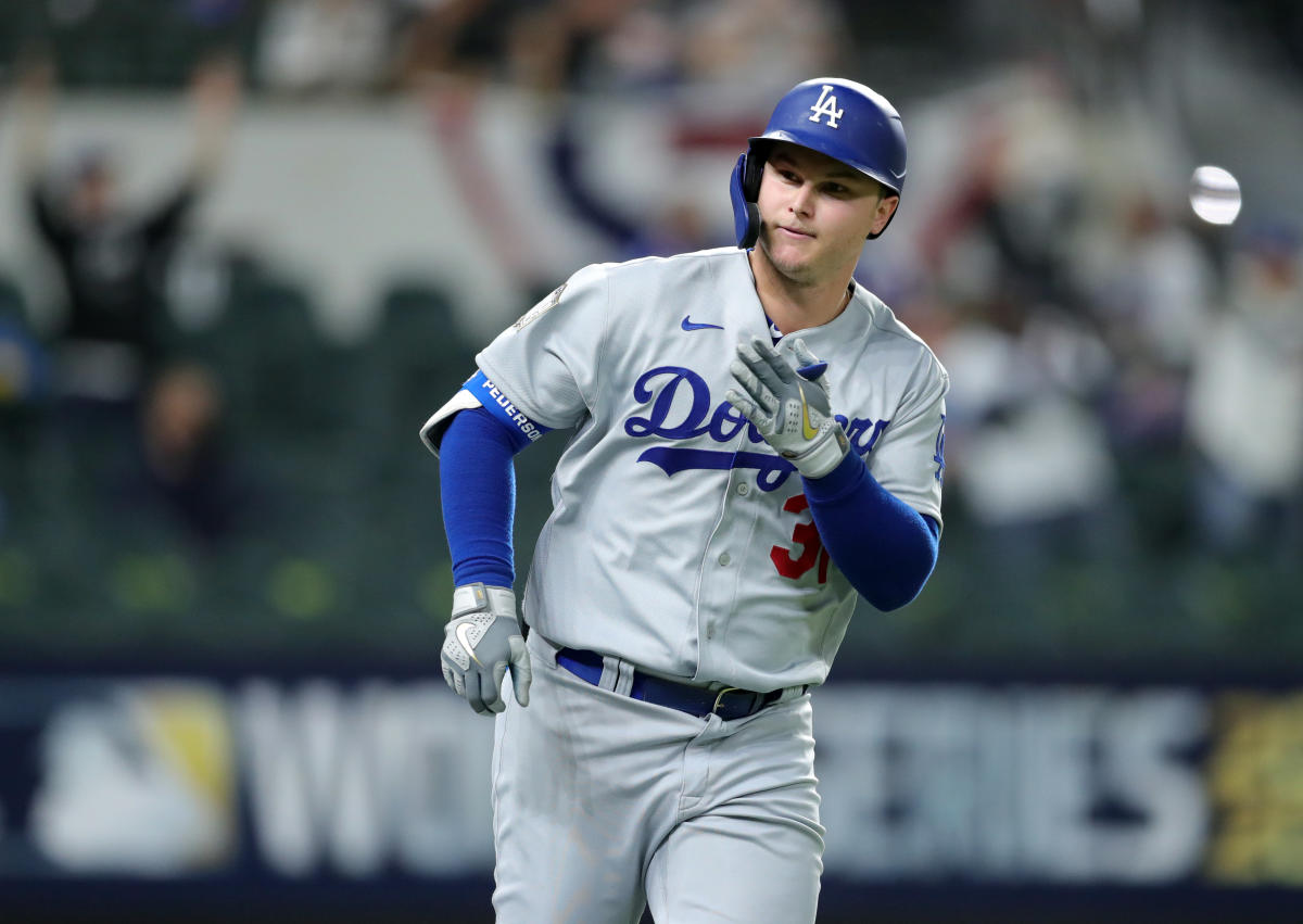 Dodgers win Game 5, on brink of first World Series title since 1988