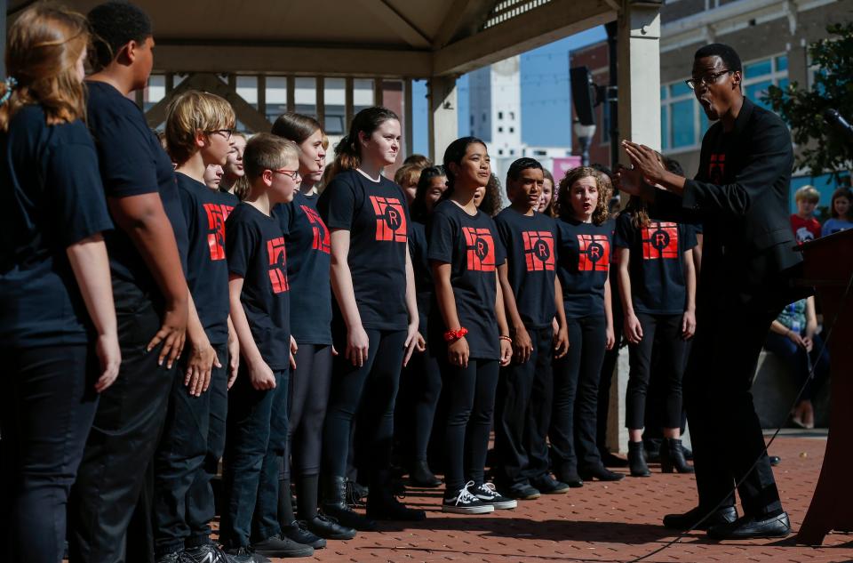 In 2019, the choir at Reed Middle School performed during the dedication of a historical marker on Park Central Square to honor three African-American men, Horace Duncan, Fred Coker, and William Allen, who were lynched in downtown Springfield in 1906.