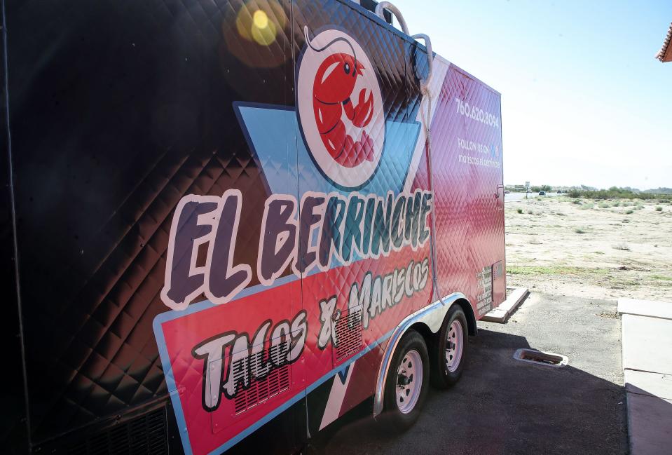 The El Berrinche Tacos and Mariscos food truck in Desert Hot Springs.