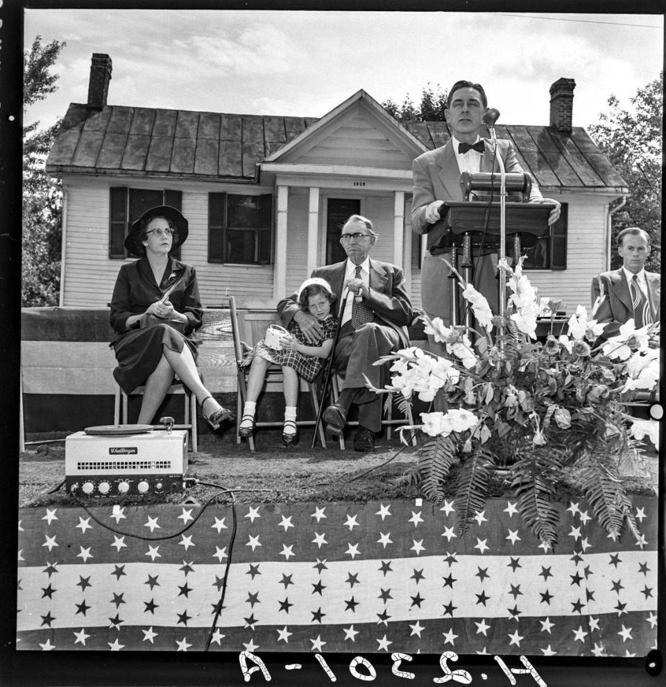 Former Kentucky Gov. William Jason Fields is honored with a plaque during a ceremony in Grayson, Ky., in this photograph first published in 1953.